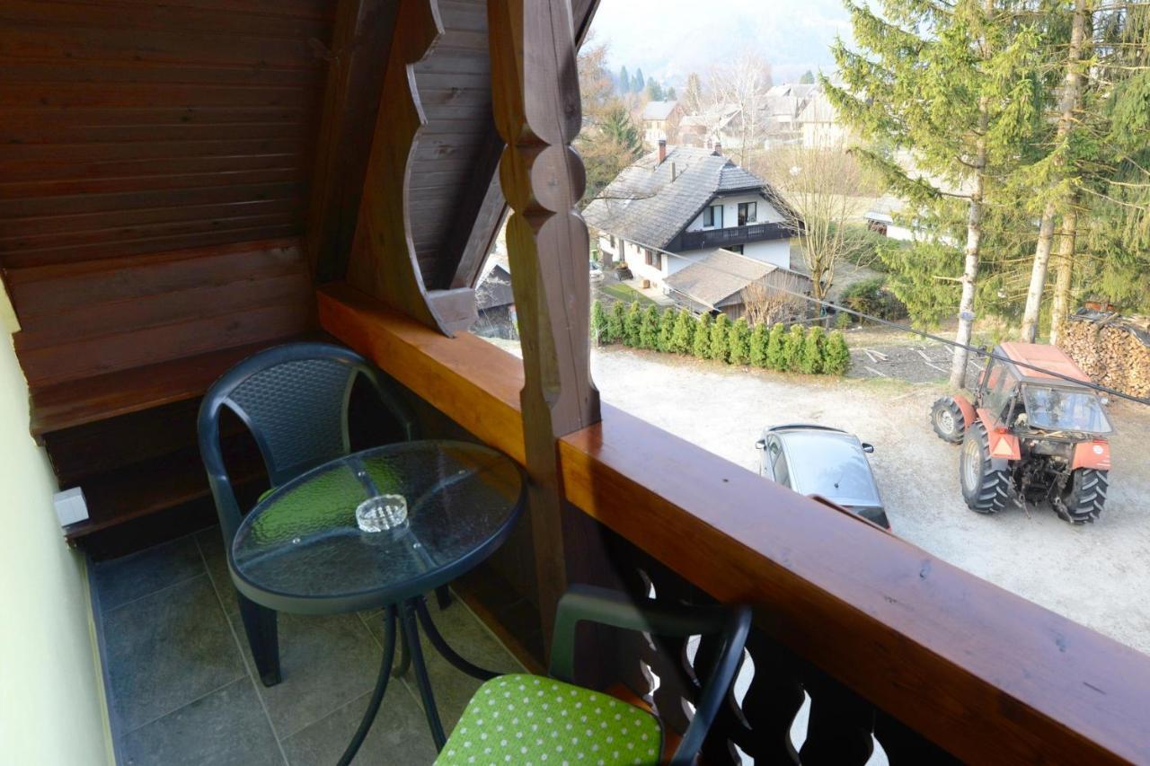 Farmhouse Pri Miklavu Бохинь Экстерьер фото