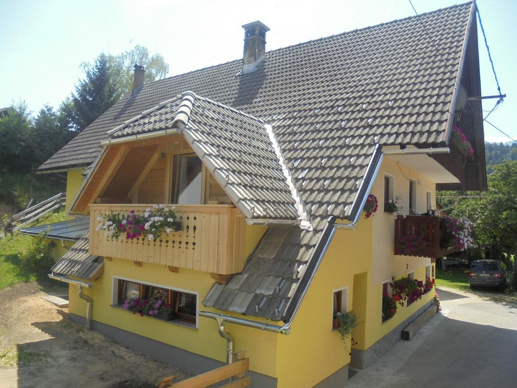 Farmhouse Pri Miklavu Бохинь Экстерьер фото